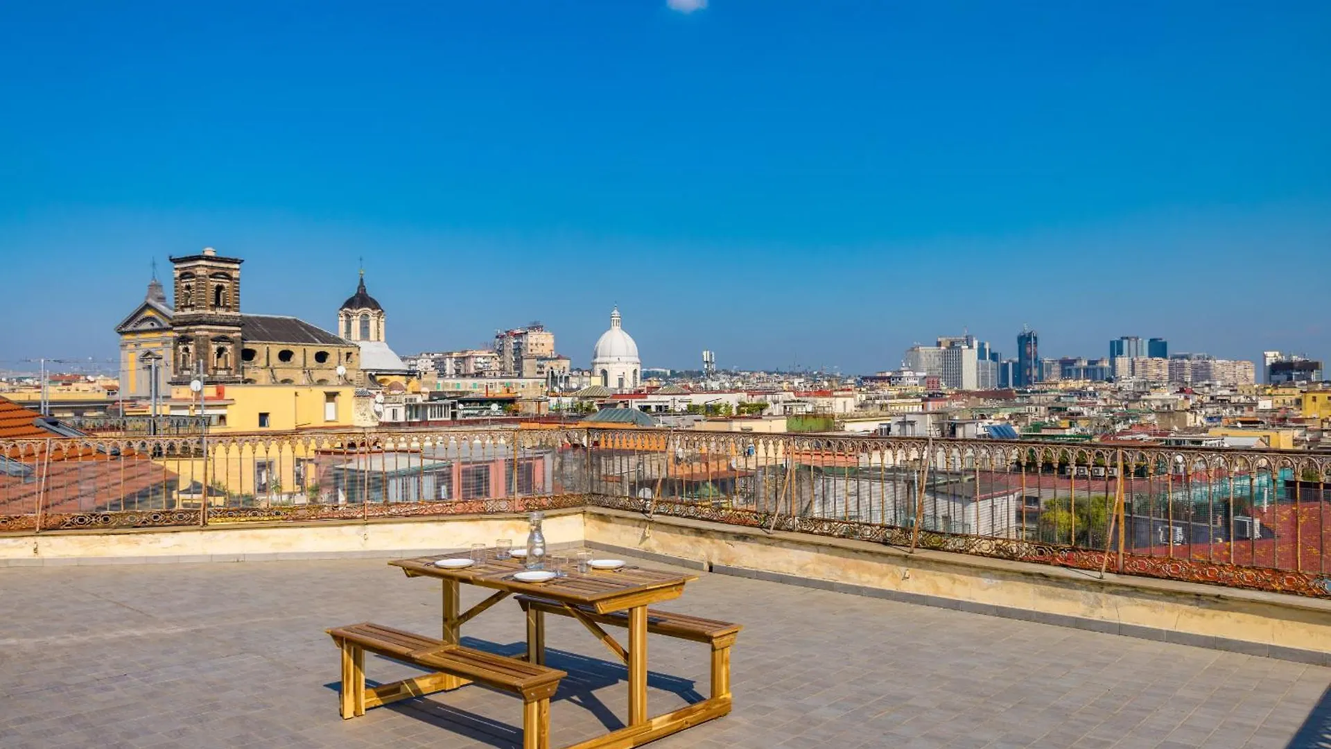 Un Terrazzo Panoramico Su Napoli By Wonderful Italy Apartment