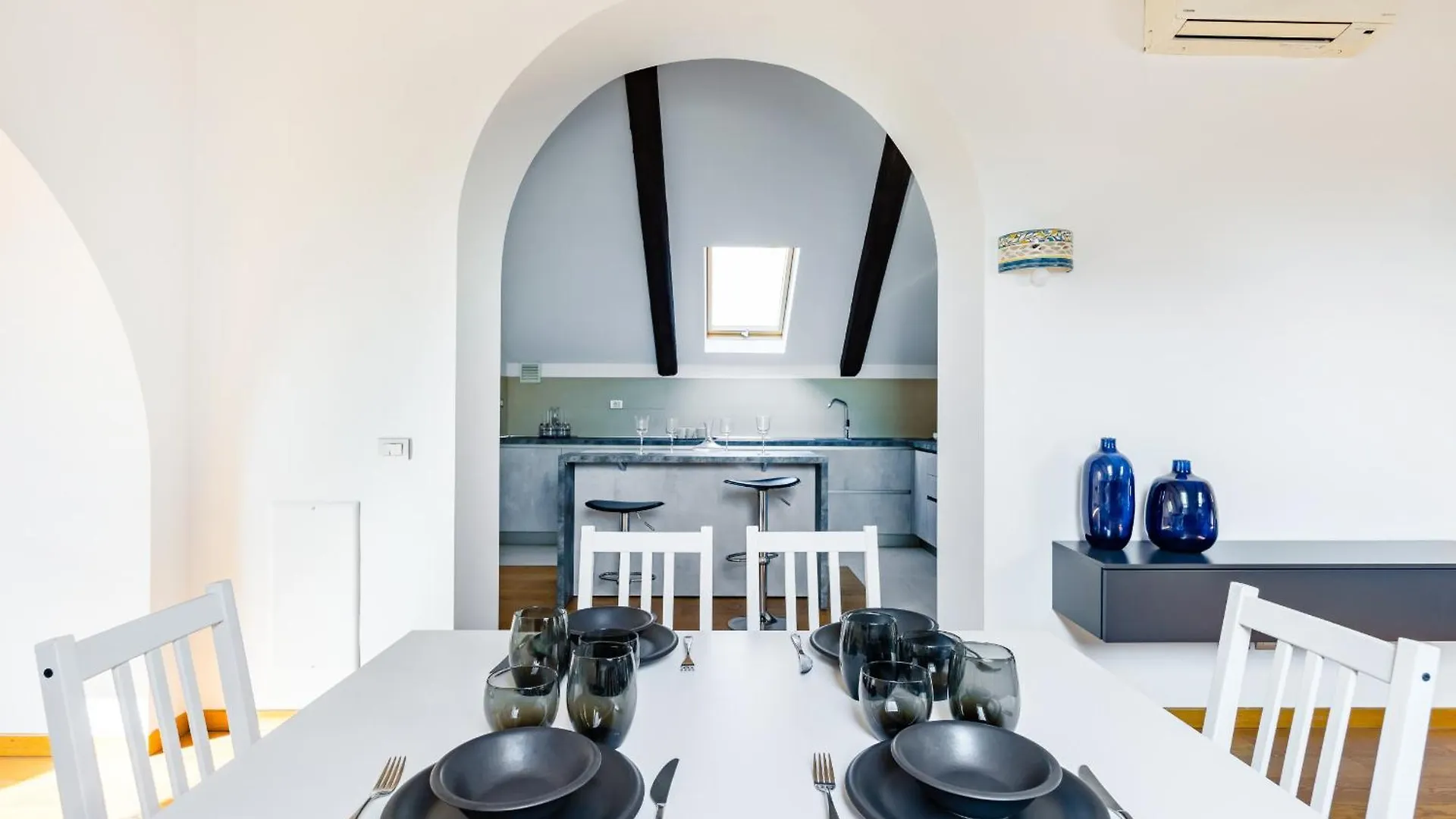 Un Terrazzo Panoramico Su Napoli By Wonderful Italy Apartment